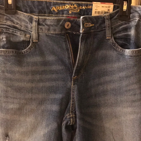 NWT Arizona Boyfriend Jeans - Picture 4 of 7